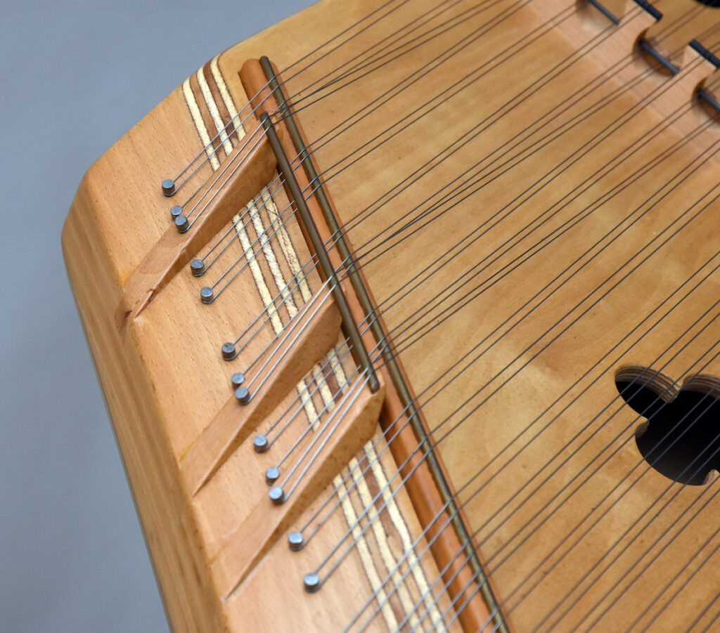 SOLD Roger Frood Silkie Chromatic Hammered Dulcimer Nonsuch